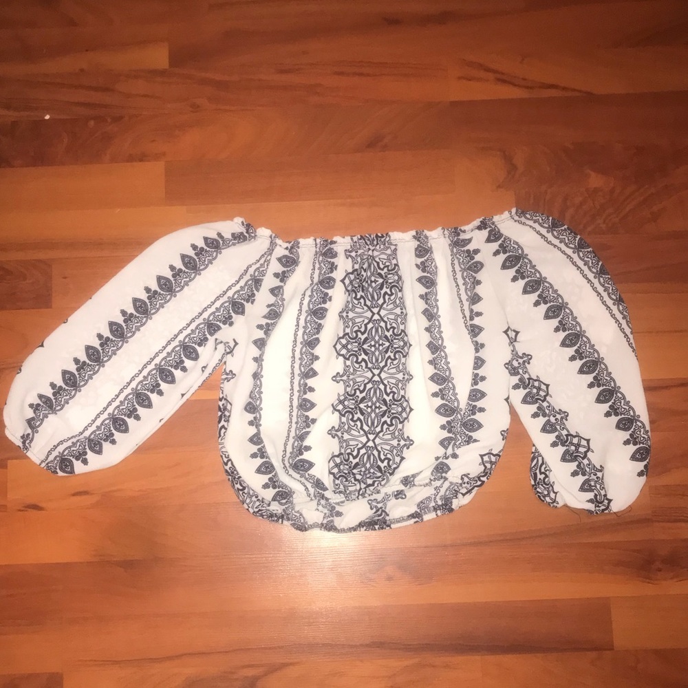 Cute crop top